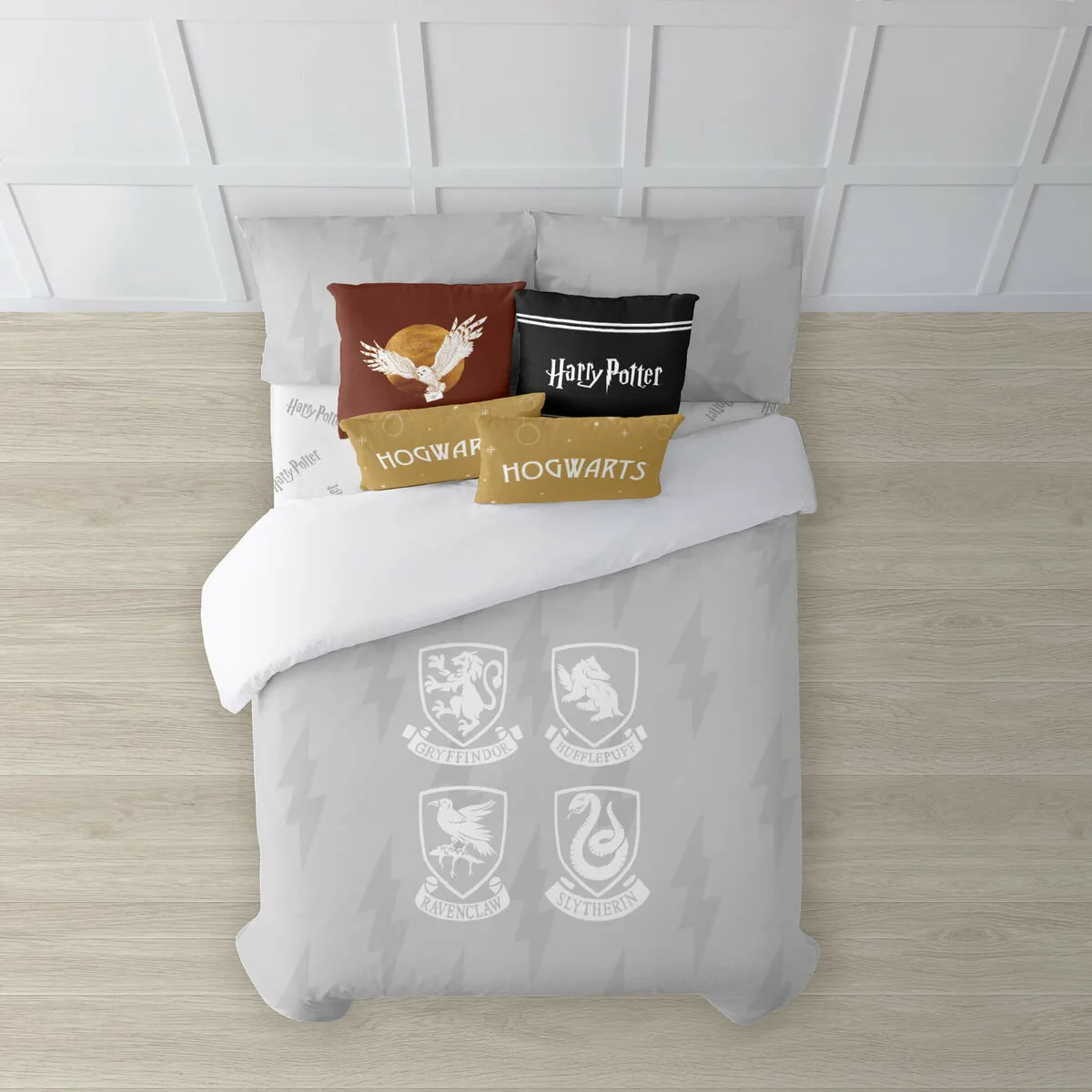 FUNDA NÓRDICA HARRY POTTER HOGWARTS SHIELDS MULTICOLOR 175 HILOS 140 X 200 CM CAMA DE 80