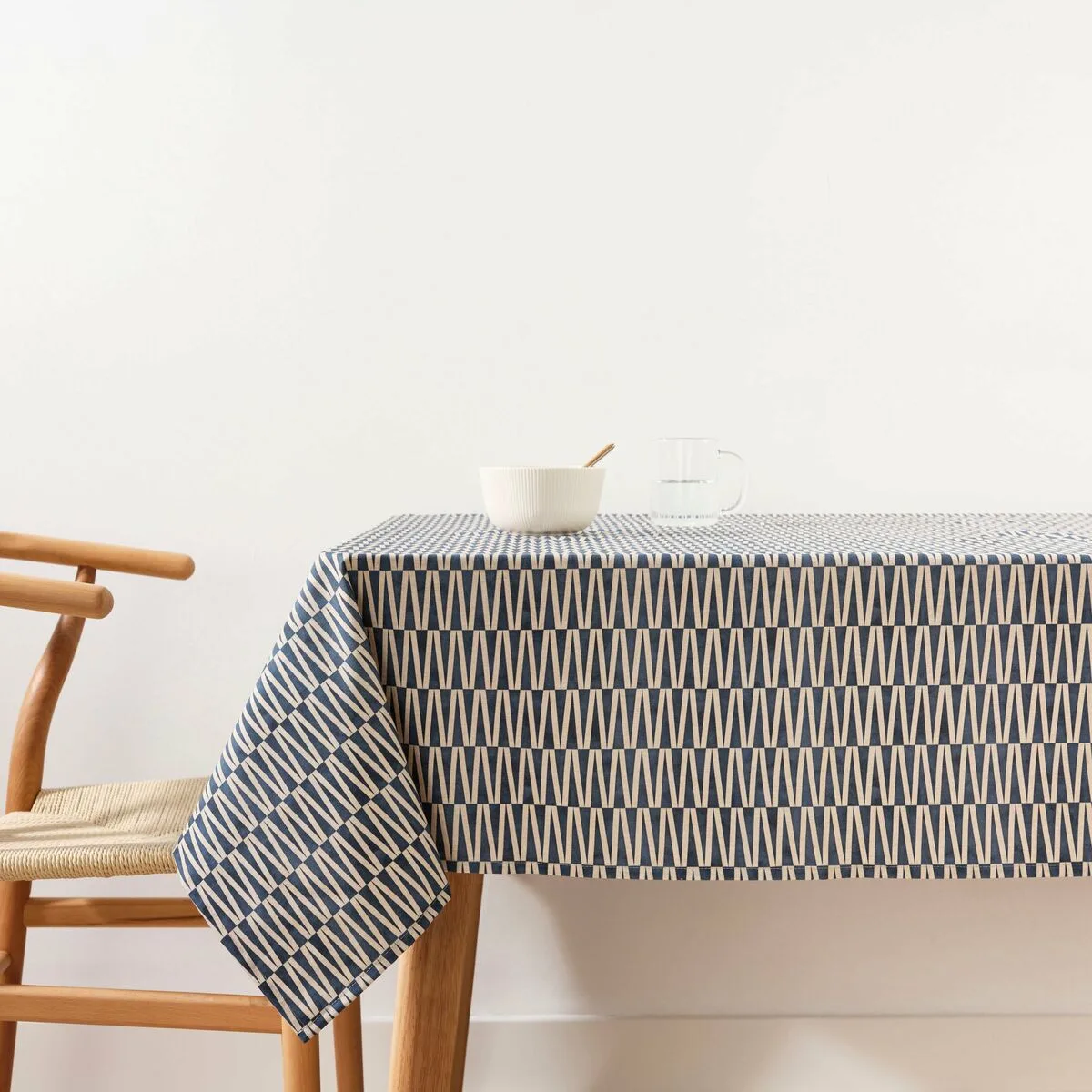 MANTEL BELUM 0120-335 AZUL 155 X 155 CM