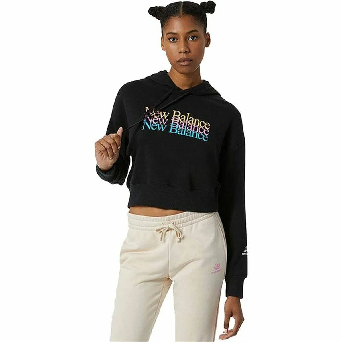 SUDADERA CON CAPUCHA MUJER NEW BALANCE ESSENTIALS CELEBRATE W NEGRO