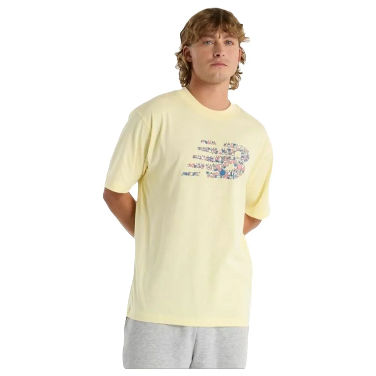 CAMISETA DE MANGA CORTA HOMBRE NEW BALANCE NAT LOGO SS MT51920 PCR AMARILLO