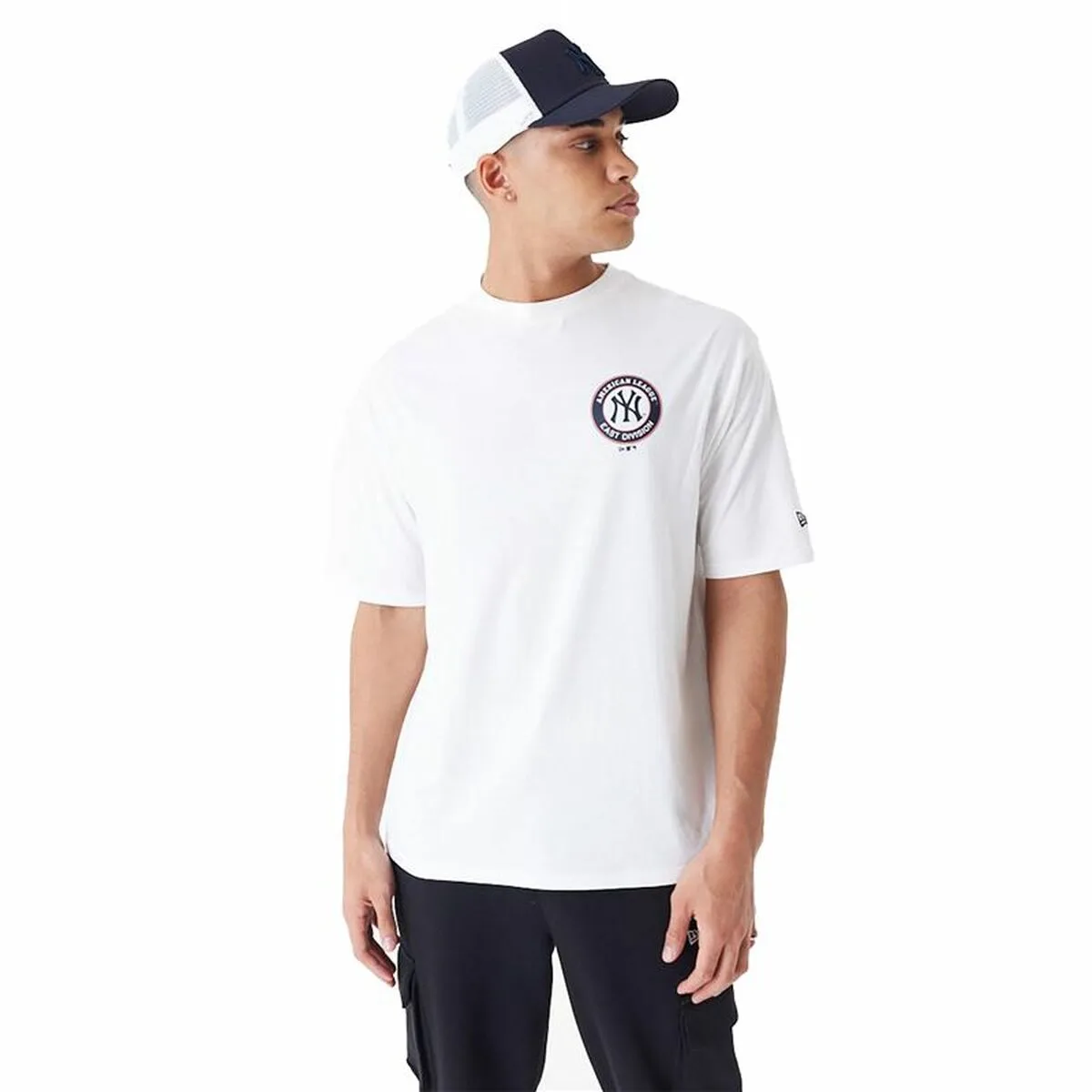 CAMISETA DE MANGA CORTA HOMBRE NEW ERA MLB PLAYER GRPHC OS TEE NEYYAN 60435538 BLANCO (S)