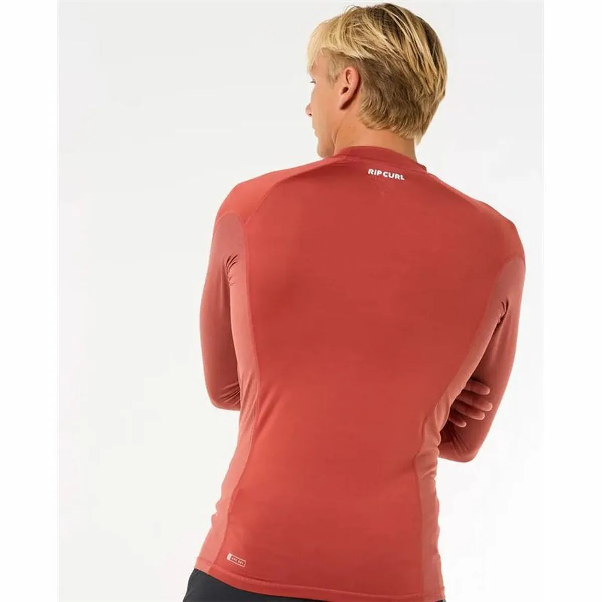 CAMISETA DE BAÑO RIP CURL WAVES UPF PERF L/S ROJO SURF